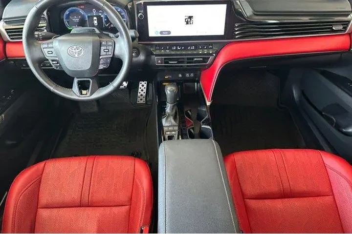 $36500 : Toyota Camry 2025 XSE 4dr Se image 6