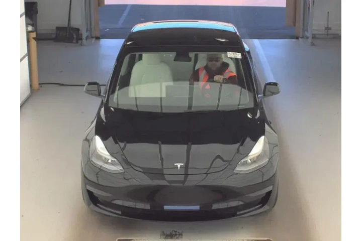 $29693 : Tesla Model 3 2023 AWD Perfo image 2