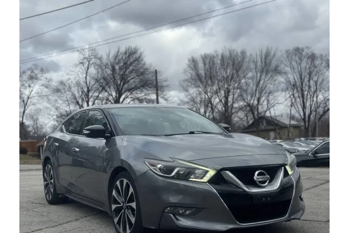 $9999 : 2016 Maxima 3.5 SR image 4