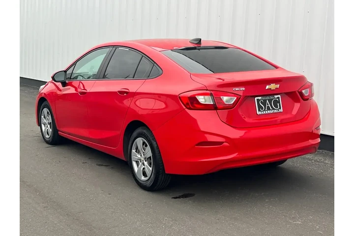 $14994 : Chevrolet Cruze 2018 LS Auto image 4