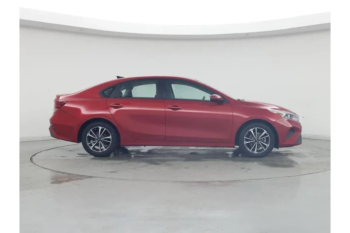 $16998 : Kia Forte 2024 LXS 4dr Sedan image 7