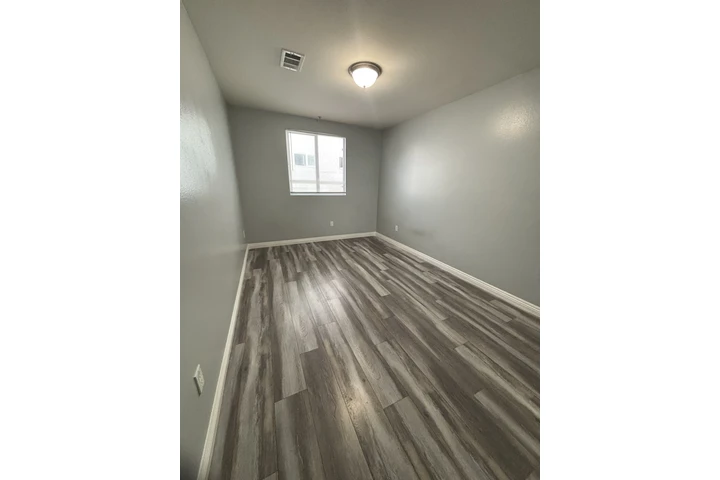 $1000 : Cuarto en Renta - Los Ángeles image 1