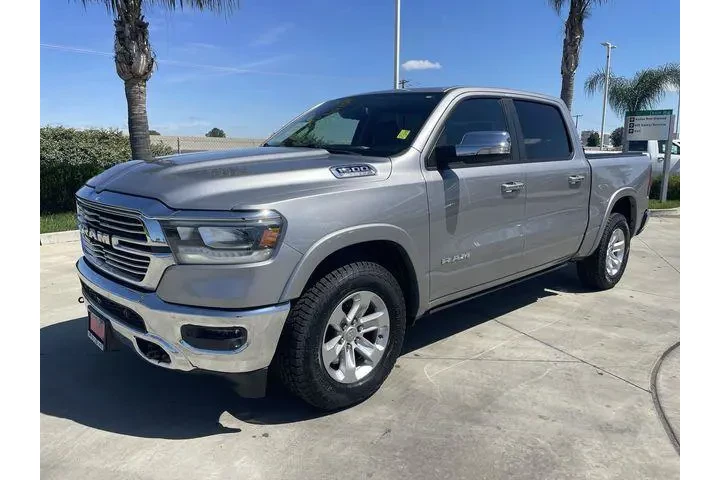 $35555 : Ram 1500 2020 4x4 Laramie 4d image 1