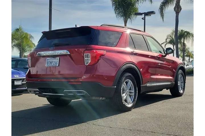 $20413 : Ford Explorer 2021 XLT 4dr S image 3