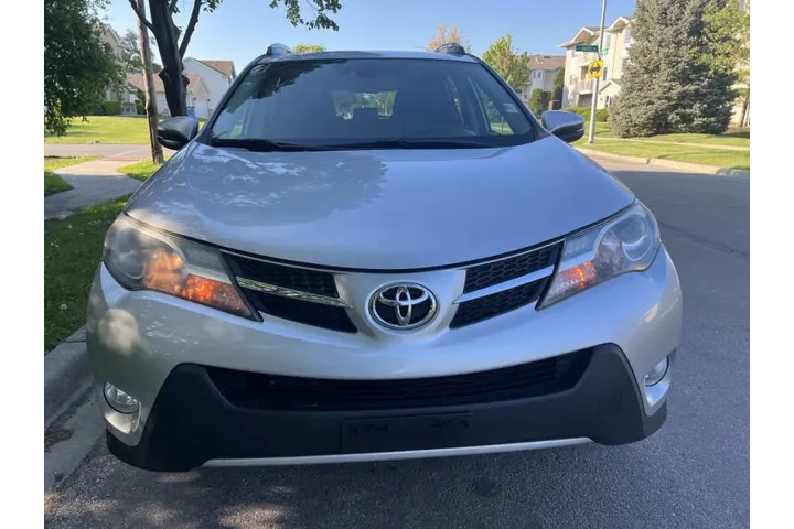 $13297 : 2015 RAV4 Limited image 3