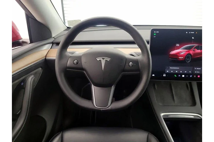 $33998 : Tesla Model Y 2023 AWD Long image 10