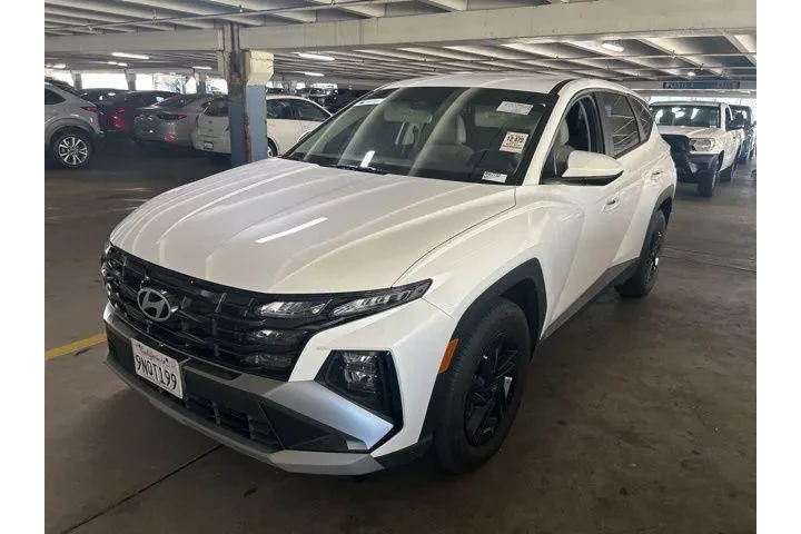 $23990 : Hyundai TUCSON 2025 SE 4dr S image 4