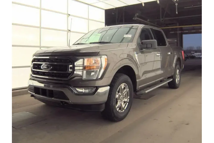 $39799 : Ford F-150 2023 4x4 XLT 4dr image 2