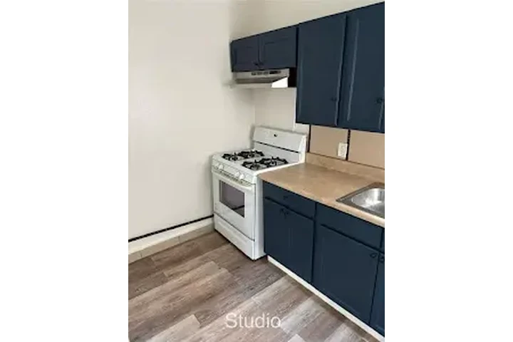 RENTO ESTUDIOS image 4