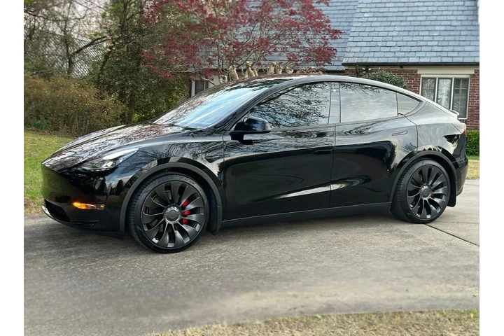 $19500 : 2022 Tesla Model Y image 1