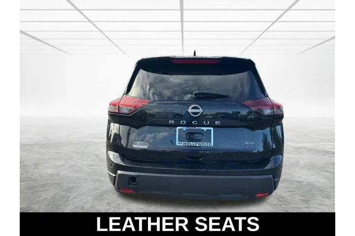 $20637 : Nissan Rogue 2024 SV 4dr Cro image 6