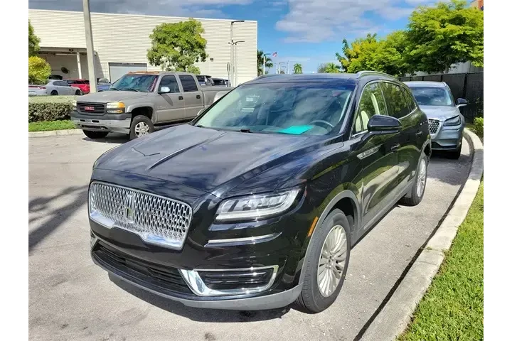 $20990 : Lincoln Nautilus 2020 4dr St image 3