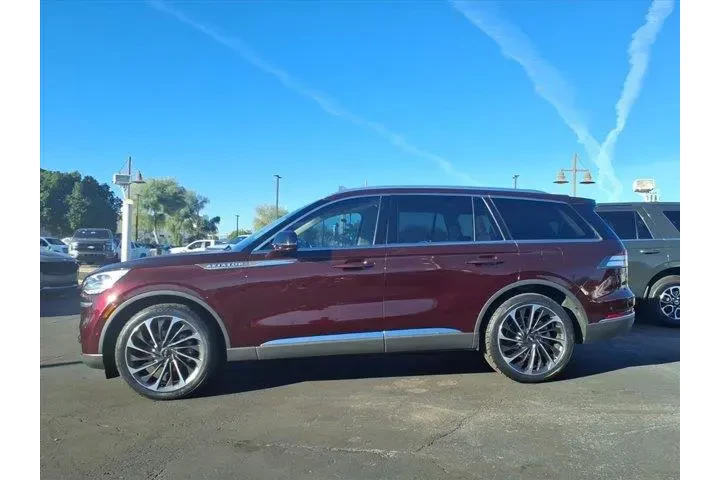 $28192 : Lincoln Aviator 2020 AWD Res image 3