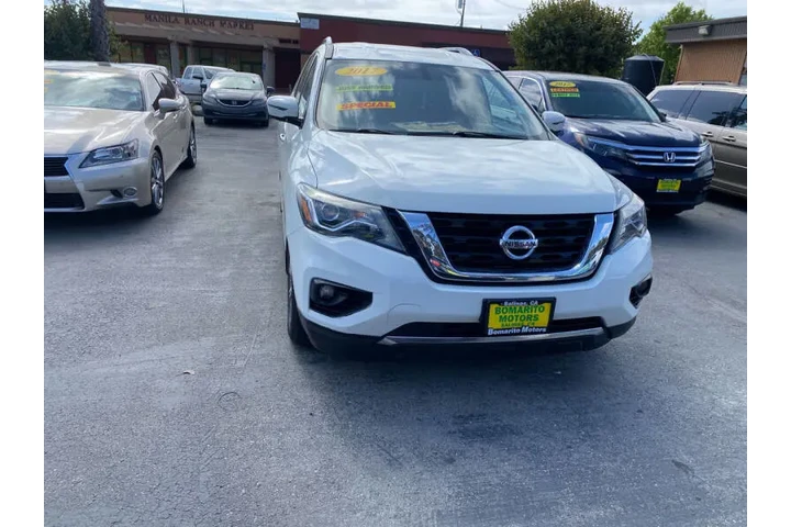 $11999 : 2017 Pathfinder SV image 3