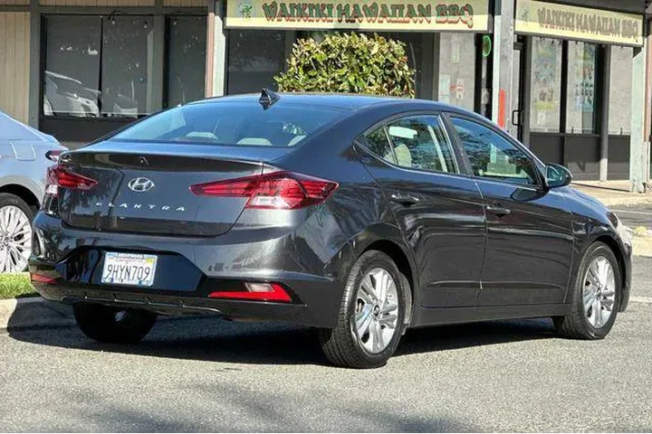 $11857 : Hyundai ELANTRA 2020 SEL 4dr image 3