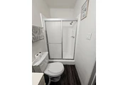 $1200 : Cuarto grande/Baño privado 1.5 thumbnail