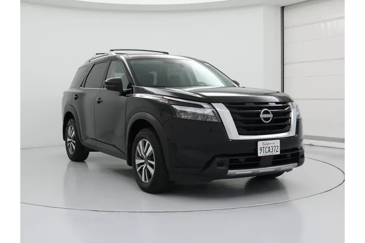 $37998 : Nissan Pathfinder 2025 AWD S image 1