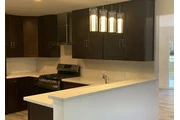 $900 : beautiful kitchen Cozy home thumbnail