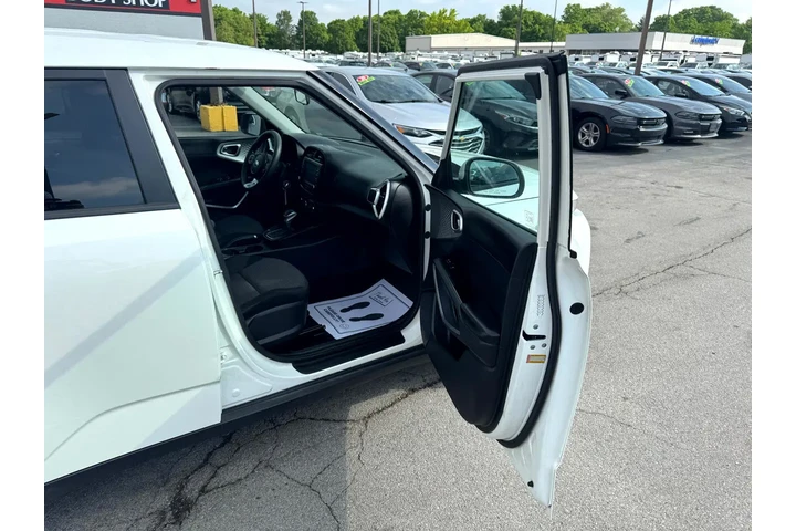 $12580 : 2020 Soul LX IVT image 7