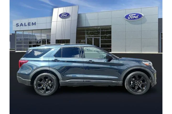 $37990 : Ford Explorer 2023 AWD ST-Li image 2
