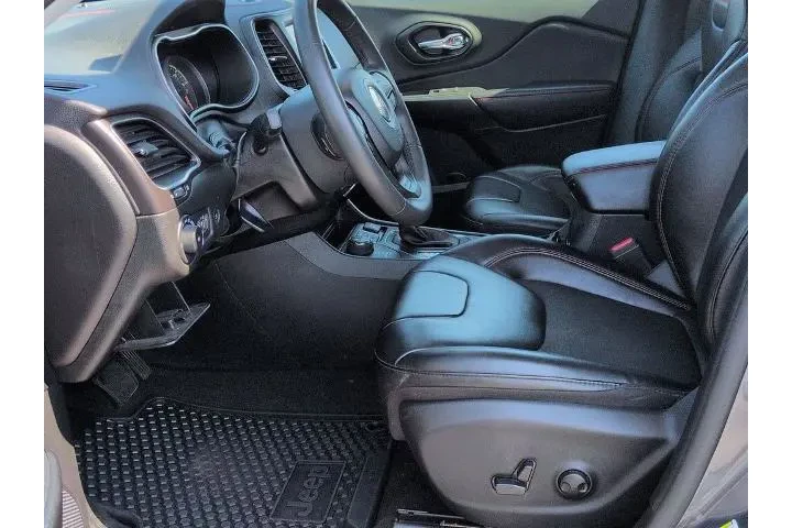 $27850 : Jeep Cherokee 2022 4x4 Trail image 10