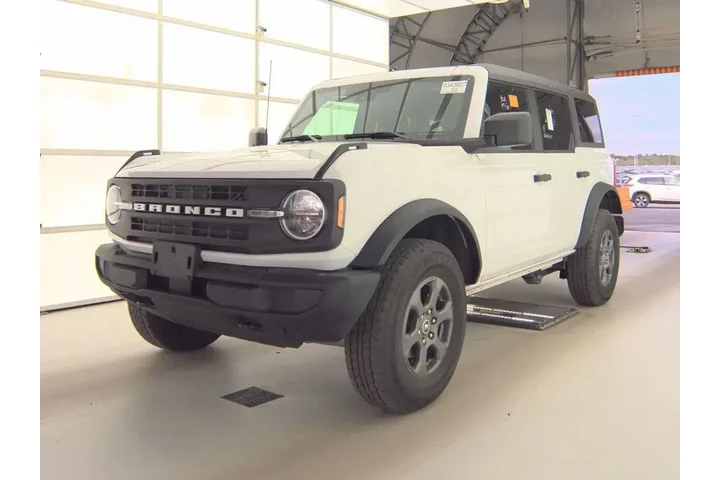 $37699 : Ford Bronco 2025 4x4 Big Ben image 2