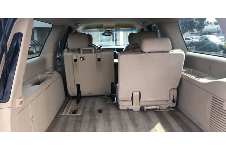 2012 GMC Yukon XL Denali image 10