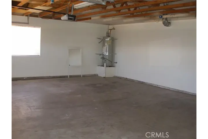 $2600 : HUNTINGTON PARK RENTO CASA image 2
