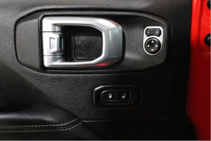 $32898 : Jeep Gladiator 2023 4x4 Over image 6