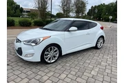 $5800 : 2017 Veloster thumbnail