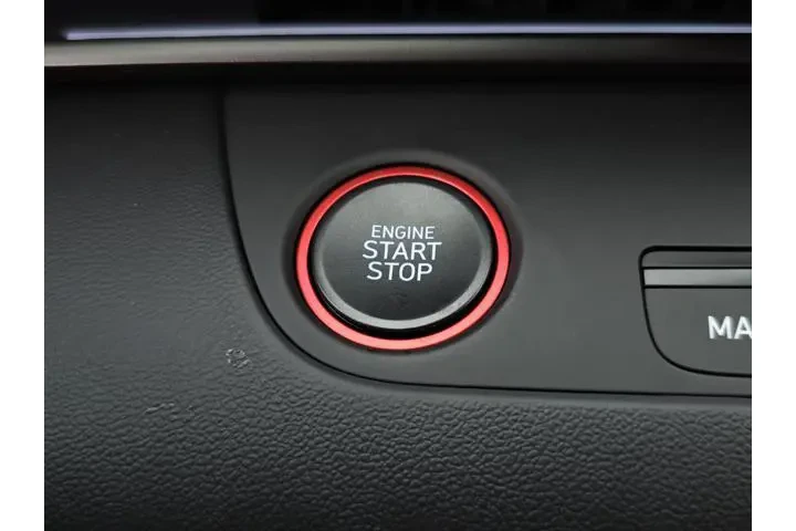 $27572 : Hyundai ELANTRA 2025 N Line image 8