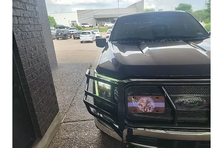 $34129 : Ford F-150 2021 4x4 Lariat 4 image 10