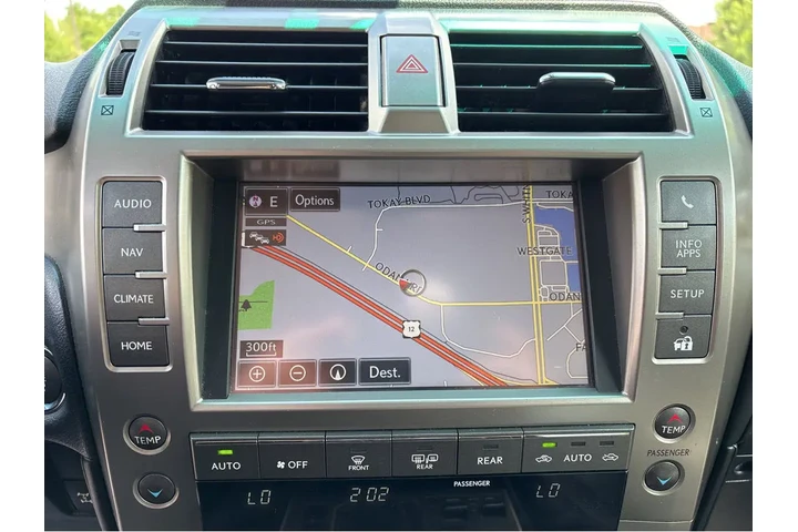 $39699 : 2019 GX 460 Luxury image 6