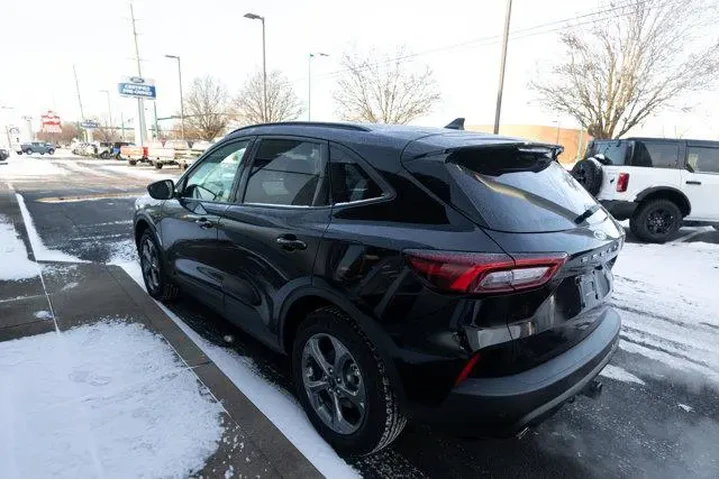 $32999 : Ford Escape Hybrid 2025 AWD image 6