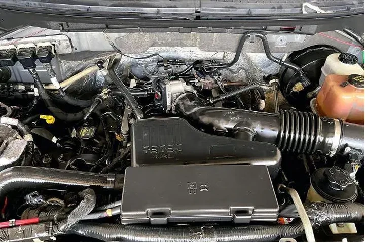 $12991 : Ford F-150 2010 4x2 STX 2dr image 9