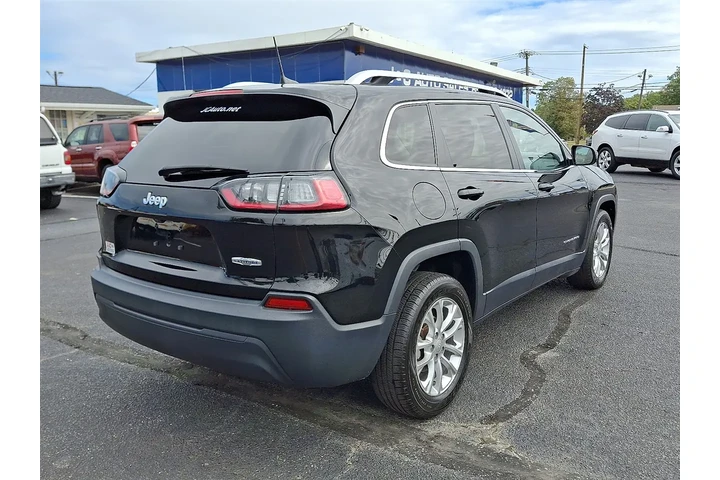 $17200 : 2019 Cherokee Latitude FWD image 6