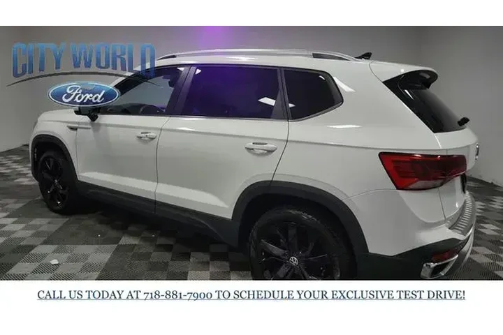 $21288 : Volkswagen Taos 2024 SE 4dr image 5