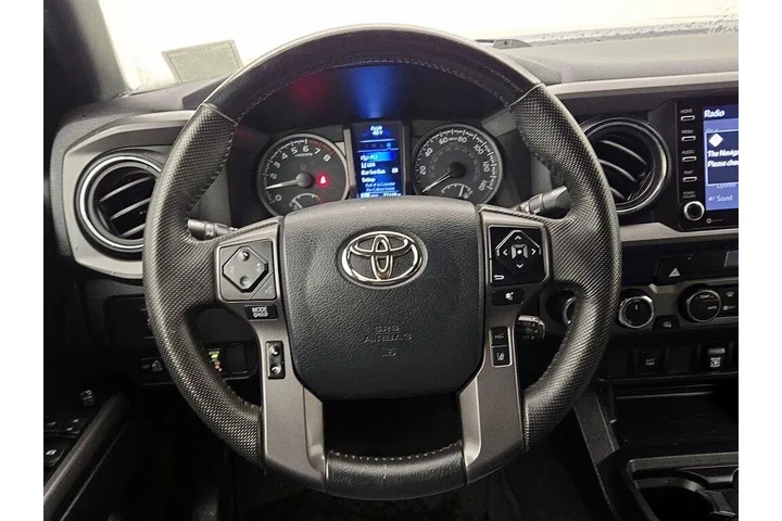 $39998 : Toyota Tacoma 2023 4x4 TRD S image 10