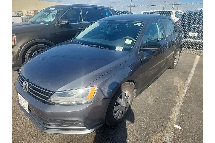 $8491 : Volkswagen Jetta 2015 S 4dr image 3