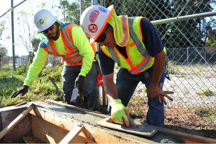 Acabadora de concreto image 1