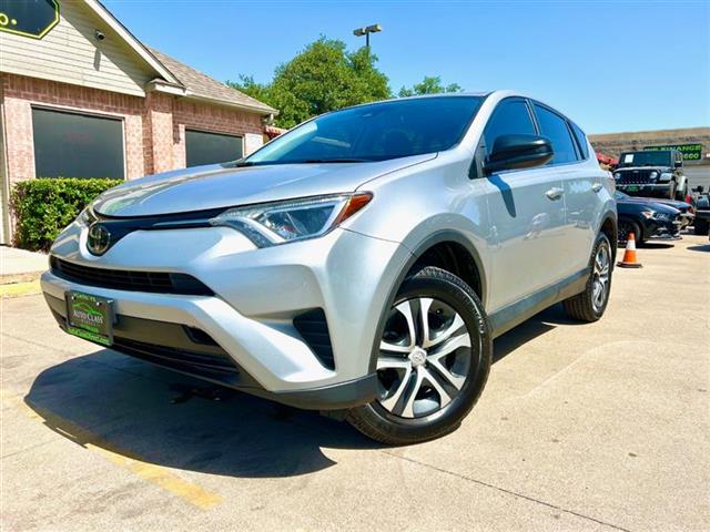 $14950 : 2018 TOYOTA RAV4 LE image 3