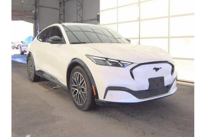 $28493 : Ford Mustang Mach-E 2024 AWD image 4