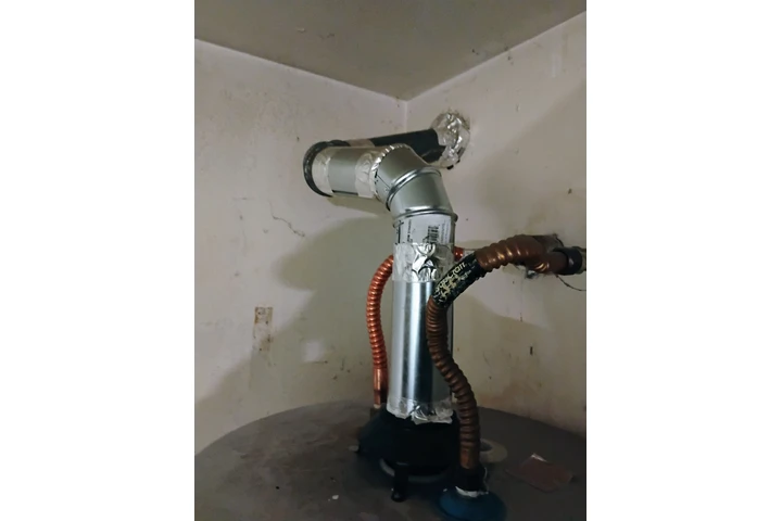 PLOMERO ATENTO 24.7 image 2