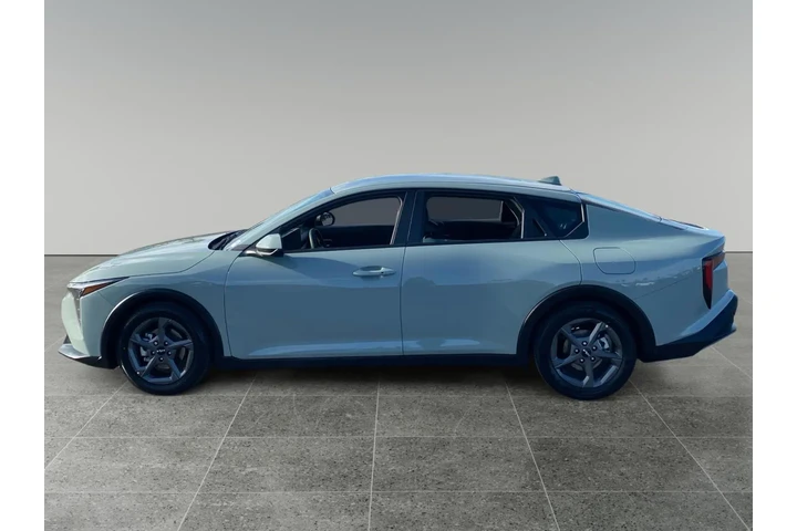 $23500 : Kia K4 2025 image 2