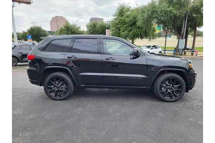 $19200 : Jeep Grand Cherokee 2021 4x2 image 2