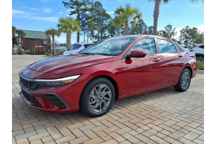 $26995 : Hyundai ELANTRA Hybrid 2024 image 4