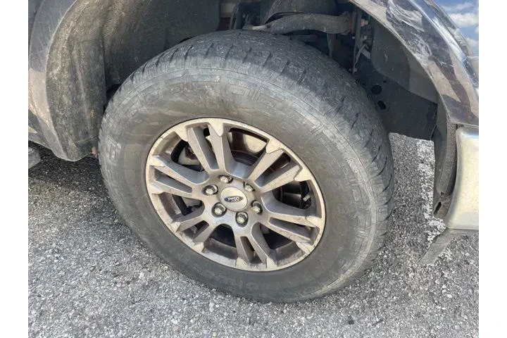 $27044 : Ford F-150 2020 4x4 XL 4dr S image 5