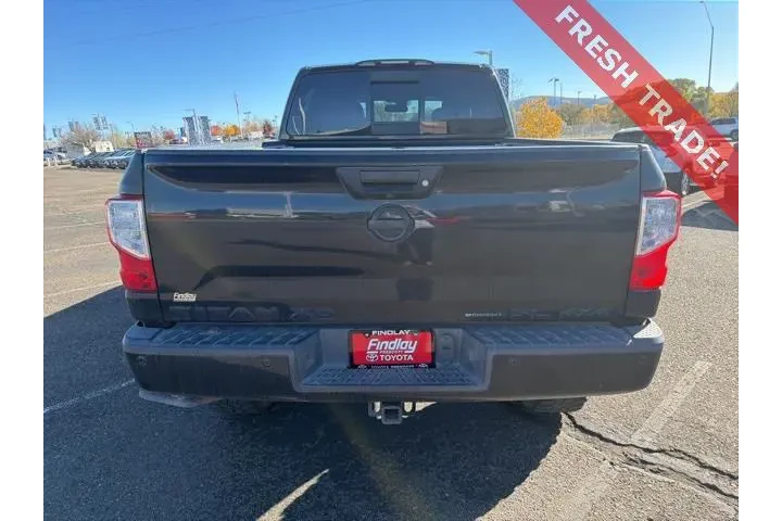 $27874 : Nissan Titan XD 2018 4x4 SL image 3