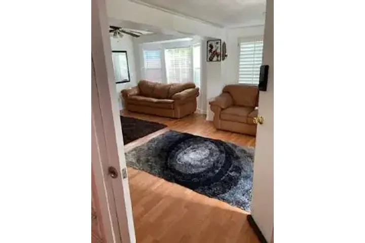 RENTO CASA en 📍 Higland Park image 3