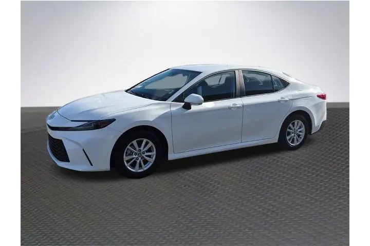$25988 : Toyota Camry 2026 LE 4dr Sed image 2